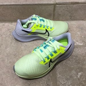 Women’s Nike air zoom Pegasus 38